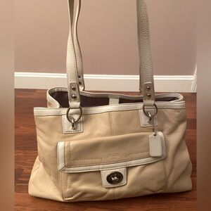 Vintage Coach Cream Color Leather Penelope Carryall